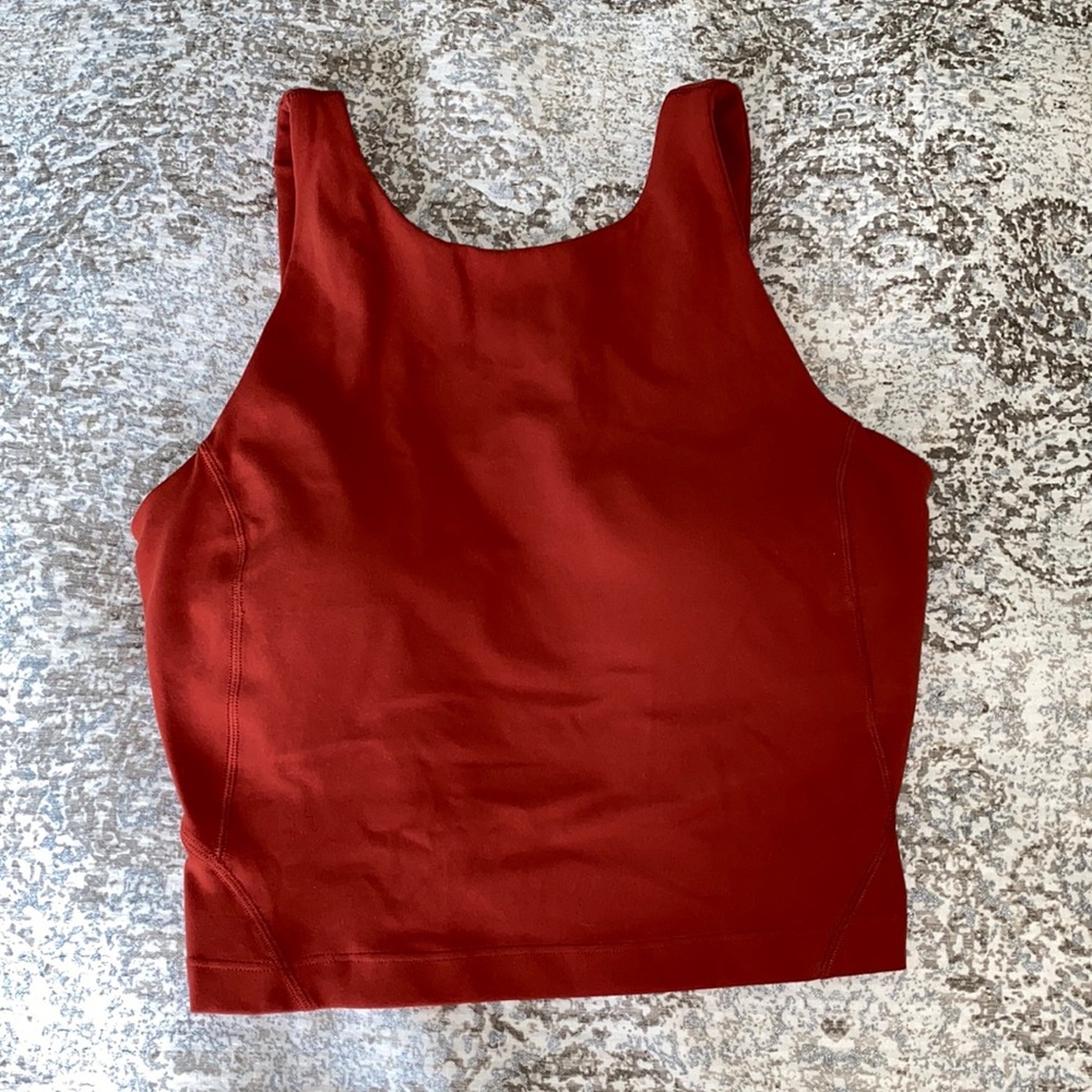 Lululemon cropped tank top